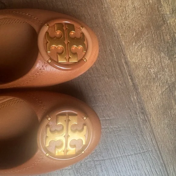 Tory Burch Women's Tan/Cognac Ballet Flats - Picture 3 of 4